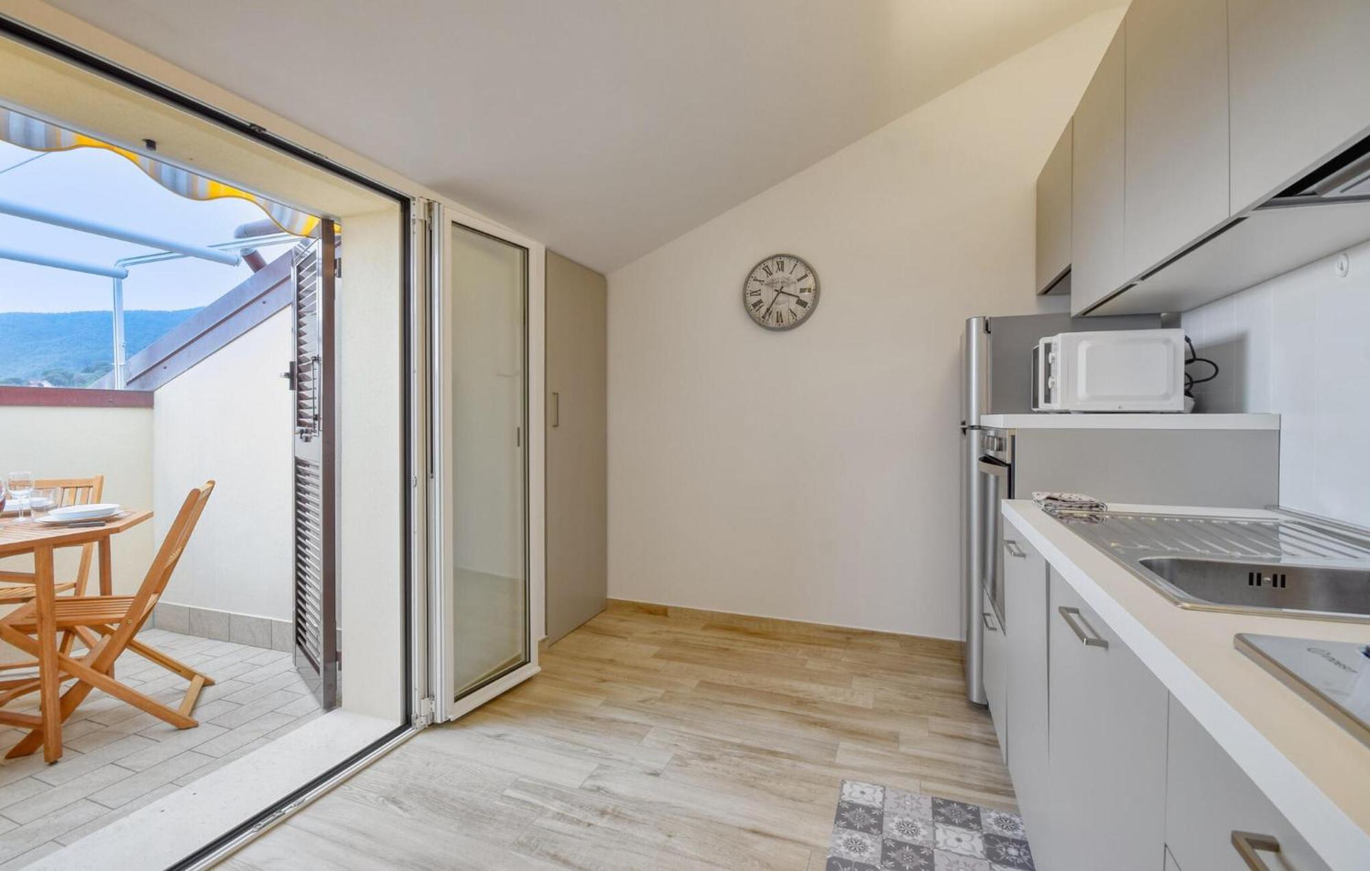 Beautiful Apartment In Moneglia With Kitchen Dış mekan fotoğraf