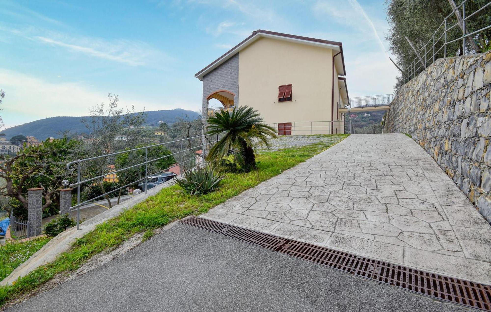 Beautiful Apartment In Moneglia With Kitchen Dış mekan fotoğraf